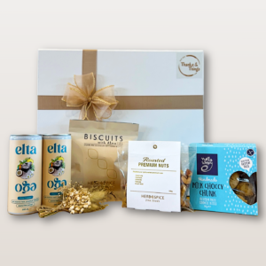 Caribbean Dream Gift Box NZ with alcohol-free Piña Coladas, almond biscuits, premium nut mix, gluten-free chocolate cookie bites, and dry flower mini bouquet