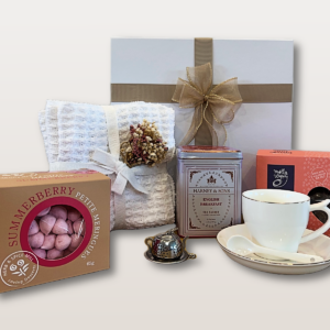 The Chai Box NZ with HT English Breakfast Tea, salted chocolate cookie bites, summer berry meringues, European tea set, and dry flower mini bouquet