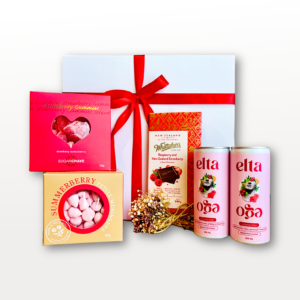 Mother’s Day Gift Box NZ The Mum Edit with alcohol-free cosmopolitan, chocolate, meringues and dried flowers